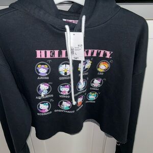 Forever 21 Black Hello Kitty Black zodiac Crop Sweatshirt Hoodie Women large NWT